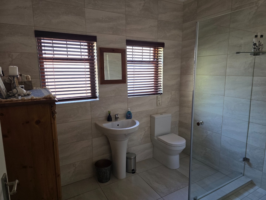 4 Bedroom Property for Sale in Zevendal Western Cape